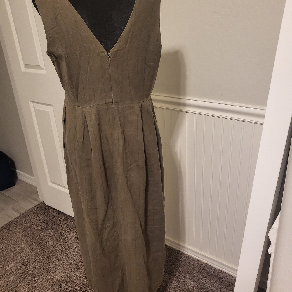 Women dress
